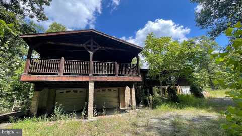 70 RADNOR DRIVE, DELRAY, WV 26714