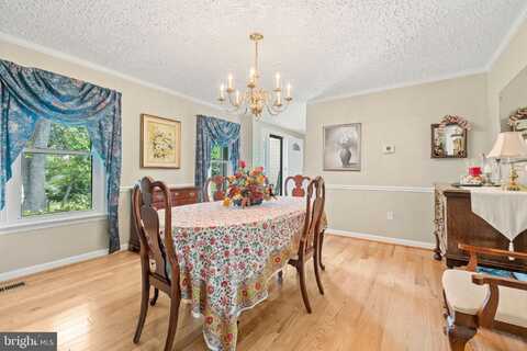 15820 LAZY DAY LANE, DUMFRIES, VA 22025