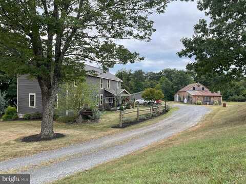 3325 HIGHLAND ROAD, MILLERSTOWN, PA 17062