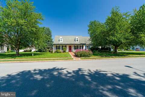 633 MULBERRY STREET, ELIZABETHTOWN, PA 17022