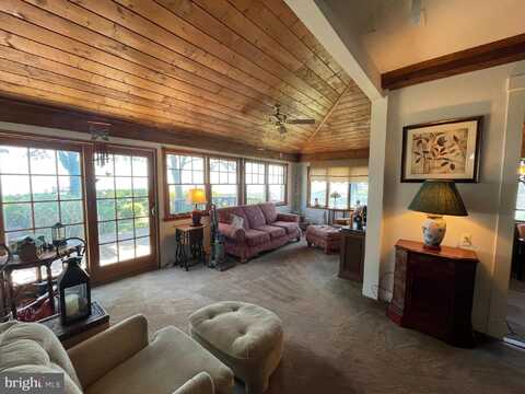 4727 OAK ROAD, SHADY SIDE, MD 20764