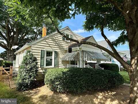 2241 GARFIELD AVENUE, READING, PA 19609