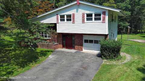 38 Arnold Drive, Woodstock, NY 12498