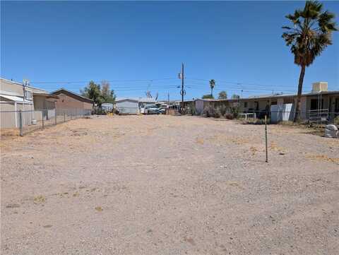 1047 Papago Dr, Bullhead City, AZ 86442