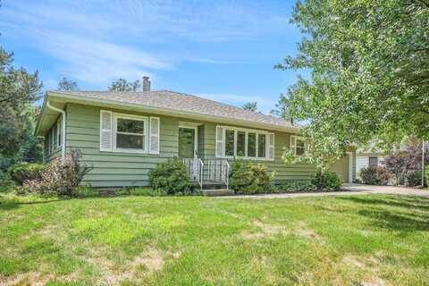 216 Windsor Drive, Waterloo, IA 50701