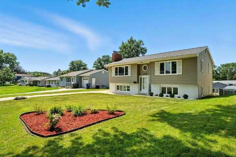 3058 San Salvador, Waterloo, IA 50702