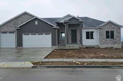 710 E MOUNTAIN ROAD N, North Ogden, UT 84414