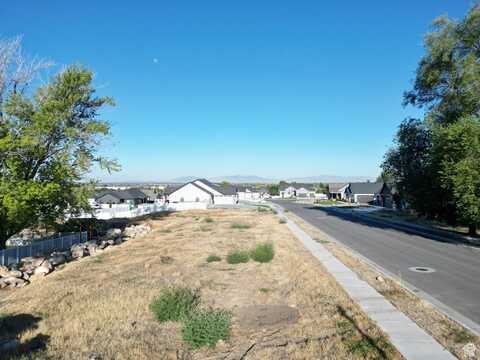 1003 W 3350 N, Pleasant View, UT 84414