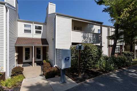 2006 Kenzie Drive, Robinson Twp, PA 15205