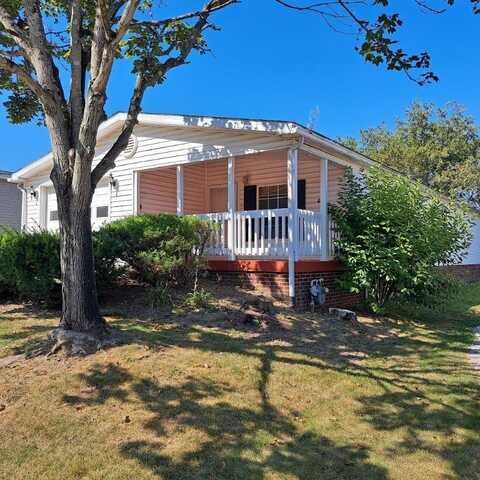 168 Rock Lake Dr, Jackson Twp, PA 16063