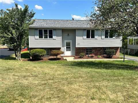 203 Farmbrook Dr, Hempfield Twp, PA 15601