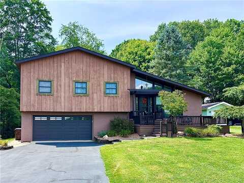 927 Chippewa Trl, Coolspring, PA 16137