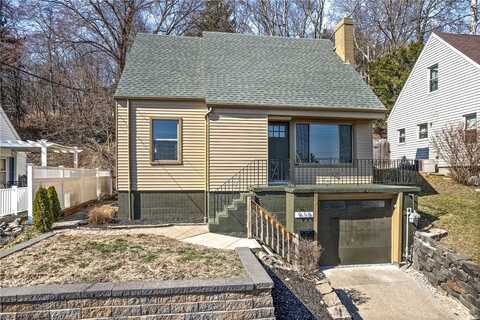 918 7th St, Beaver, PA 15009