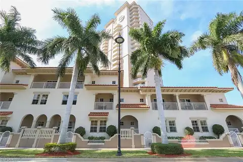 1St, FORT MYERS, FL 33901