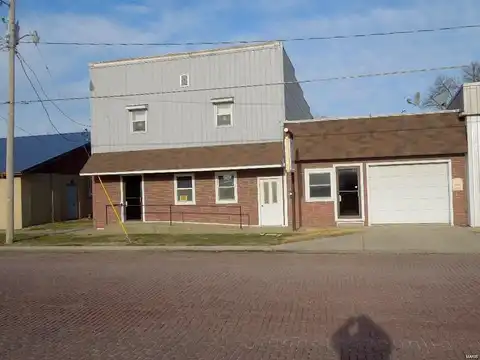 Front, NOKOMIS, IL 62075