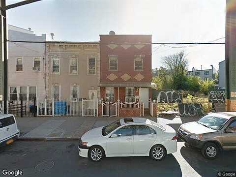 Myrtle, BROOKLYN, NY 11221