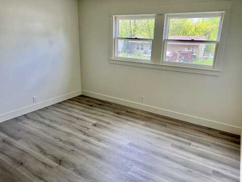 Dupont, SIOUX CITY, IA 51104