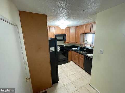 Winterberry, OXON HILL, MD 20745