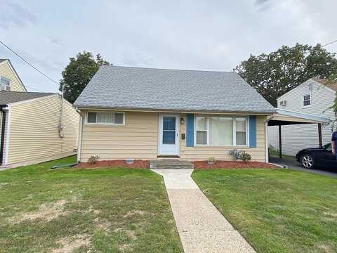 Colonial, SADDLE BROOK, NJ 07663