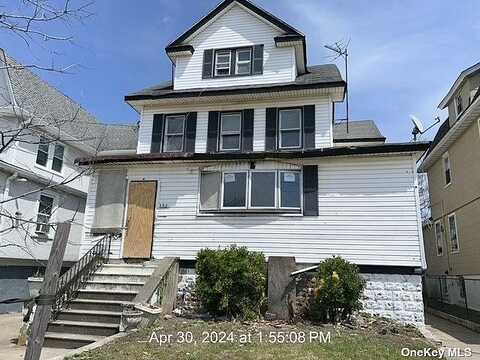 Beach 72Nd, ARVERNE, NY 11692