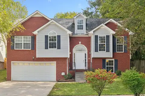 Hedgewood, CLARKSVILLE, TN 37042