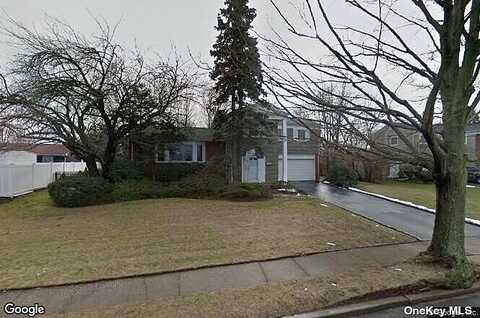 Kings, MASSAPEQUA PARK, NY 11762