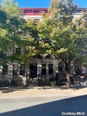 Macdonough, BROOKLYN, NY 11233