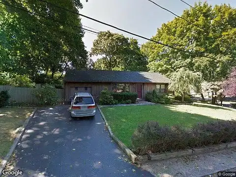 Kenneth, HUNTINGTON, NY 11743