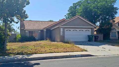 Space, MORENO VALLEY, CA 92551