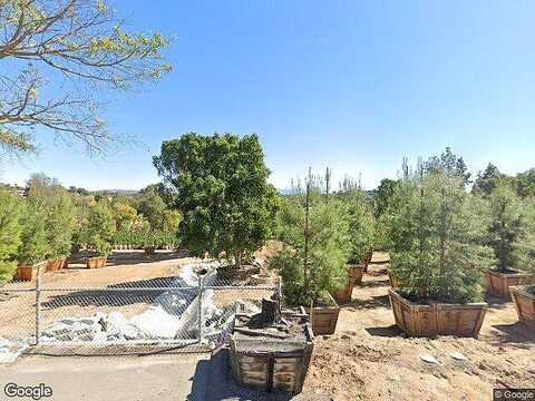 Reche, FALLBROOK, CA 92028