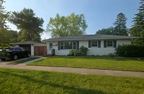 18Th, MOORHEAD, MN 56560