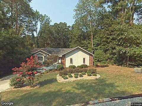 Igoti, LOUDON, TN 37774