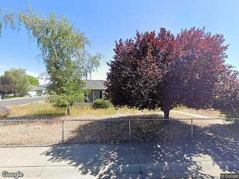 Katie, KLAMATH FALLS, OR 97603