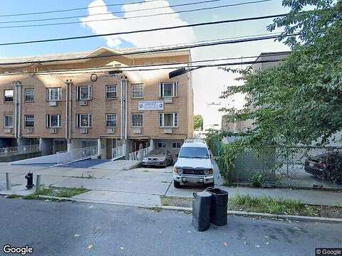 Lincoln, BROOKLYN, NY 11208