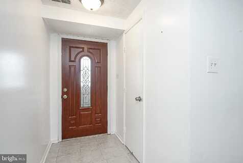 Stoneshire, GLASSBORO, NJ 08028