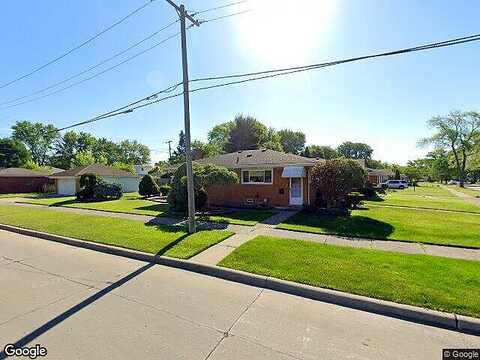 Hunt Club, HARPER WOODS, MI 48225
