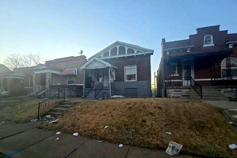 Taylor, SAINT LOUIS, MO 63115