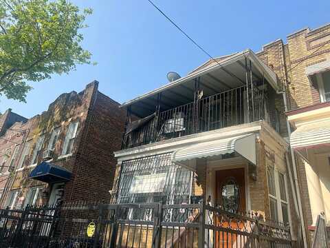 Wyona, BROOKLYN, NY 11207