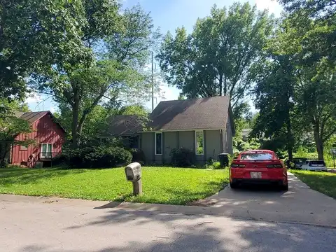 Woodside, KANSAS CITY, MO 64133