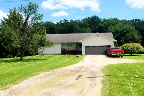 Tracey, BRIGHTON, MI 48114
