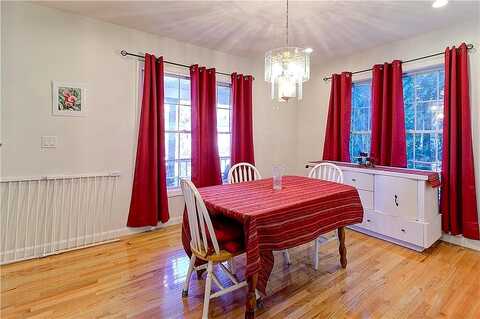 Circle, SOMERSET, MA 02726