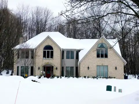 Cambridge, NORTH ROYALTON, OH 44133