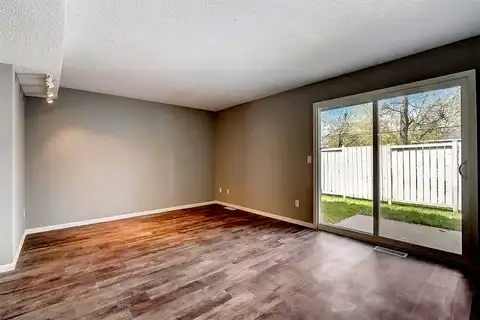 Ilex, MINNEAPOLIS, MN 55448