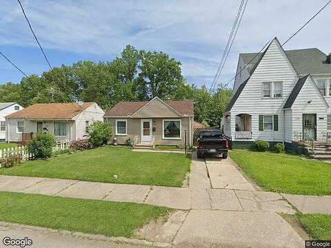 Lena, CLEVELAND, OH 44135