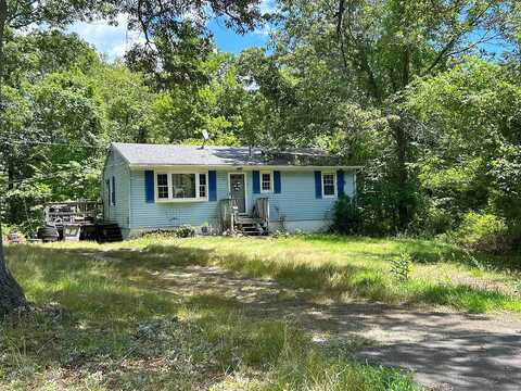 Circle, CLINTON, CT 06413