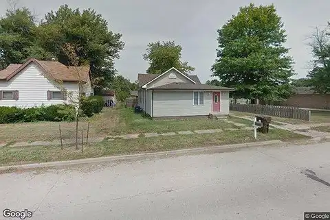 Main, CLINTON, IL 61727