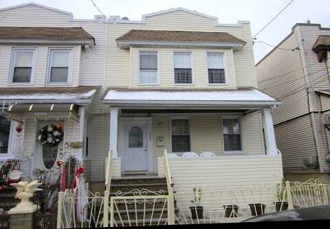 Pine, BROOKLYN, NY 11208