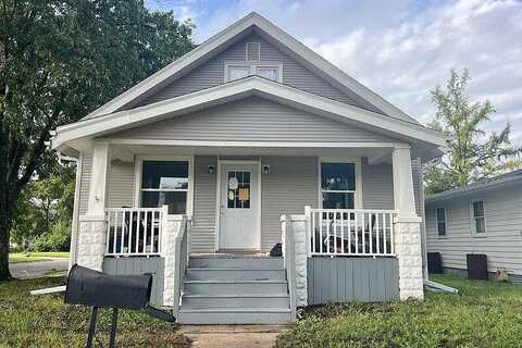 1St, FREMONT, NE 68025