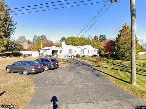 Lloyd, WATERFORD, CT 06385
