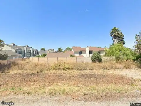 Lynne Dr, Santa Maria, CA 93454